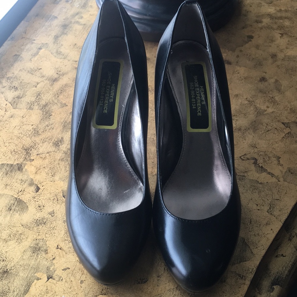 Classic Black Pump